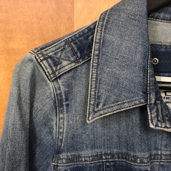 Denim jacket. Tommy Bahama - Picture 4 of 6